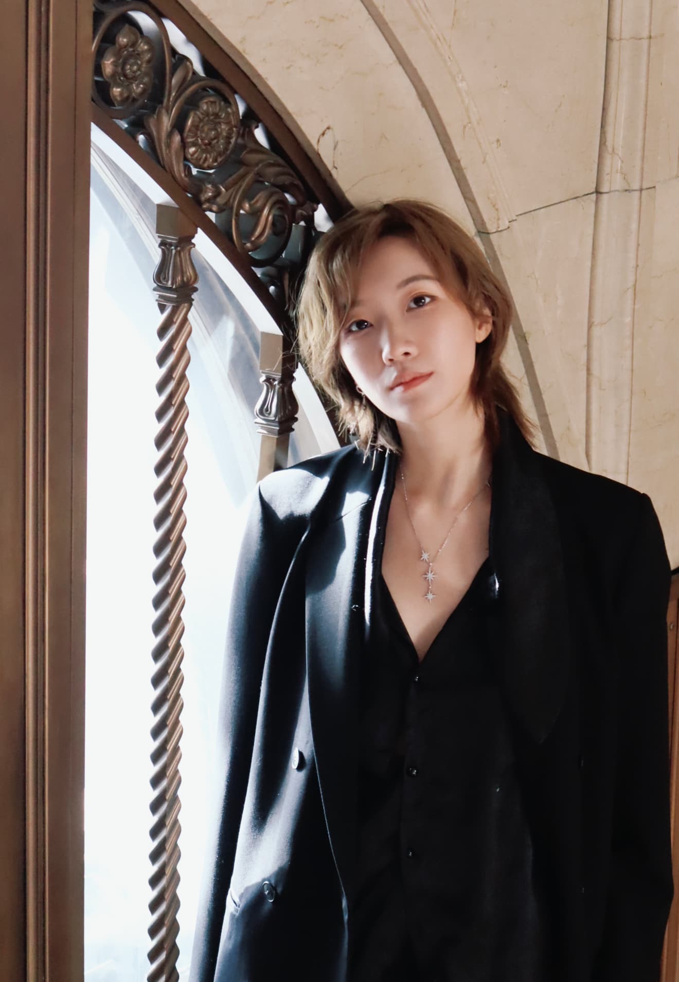 つるのポートレート